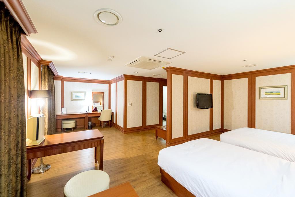 Gwangju Prado Hotel Gwangju Metropolitan City Exterior photo