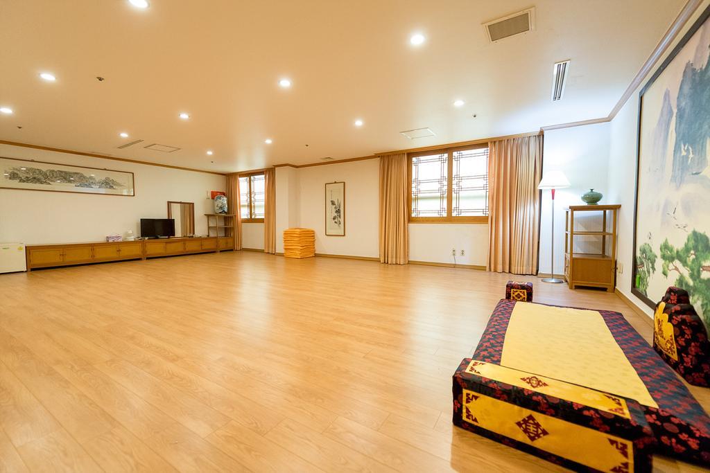 Gwangju Prado Hotel Gwangju Metropolitan City Exterior photo