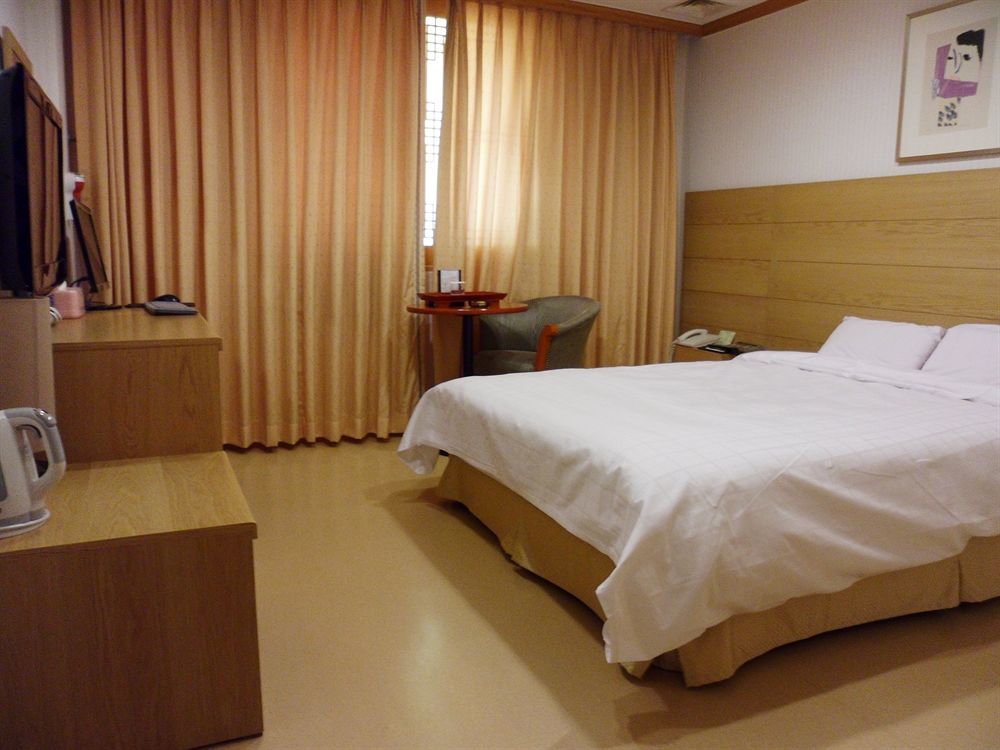 Gwangju Prado Hotel Gwangju Metropolitan City Exterior photo